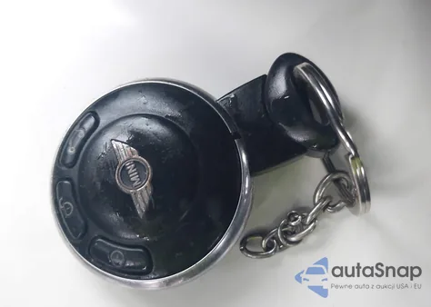 2011 Mini Cooper Clubman from USA, damaged, VIN WMWZF3C59BT187736